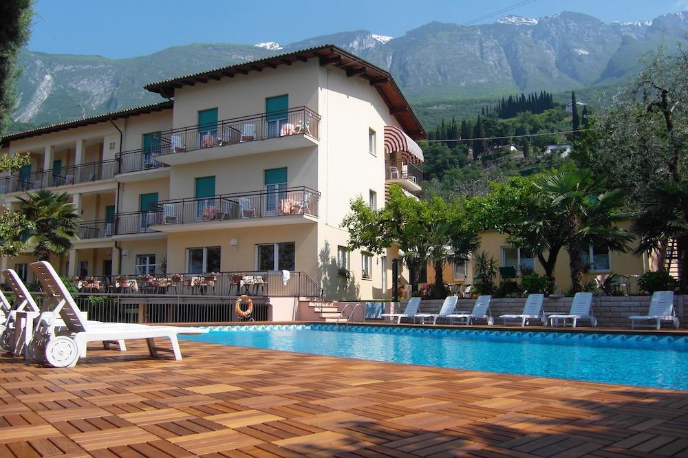 Casa Serena 2* Malcesine