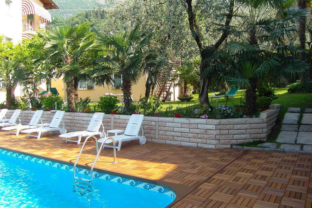 Hotel Casa Serena 2*