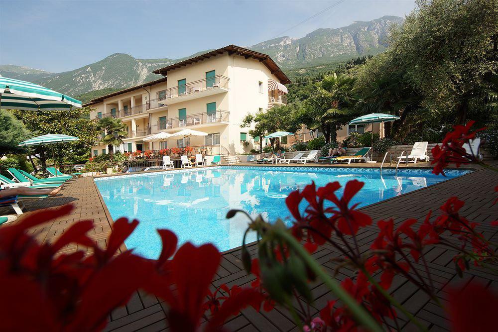 Casa Serena Hotel 2*